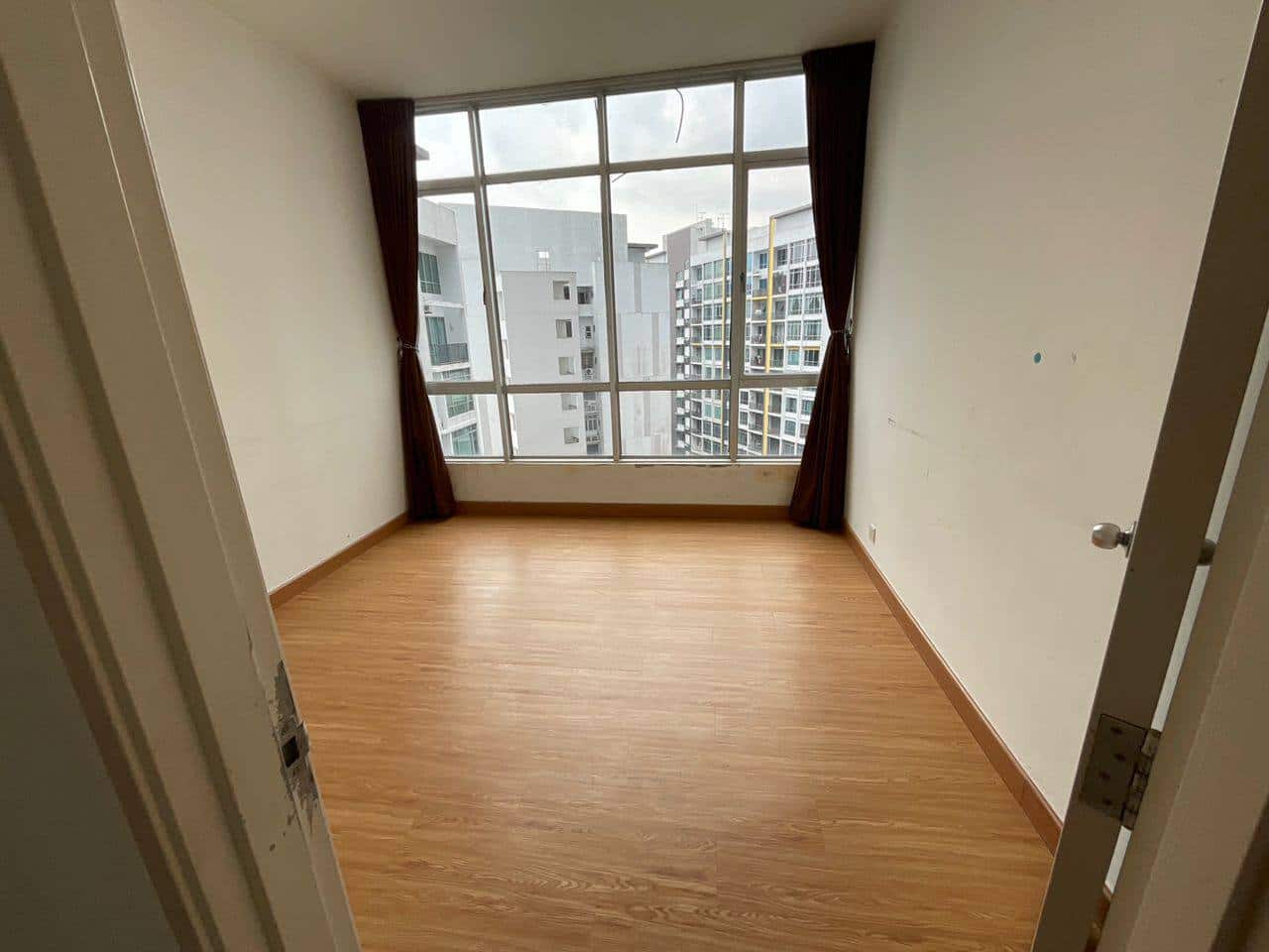 Luxury Apartment Larkin 3