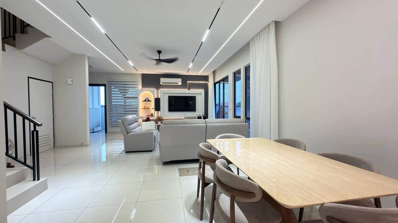 Double Storey Terrace Taman Desa Tebrau 3