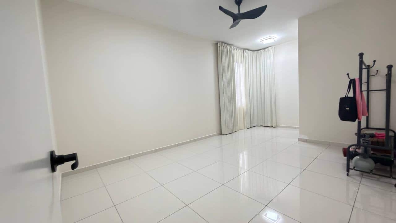 Double Storey Terrace Taman Desa Tebrau 7
