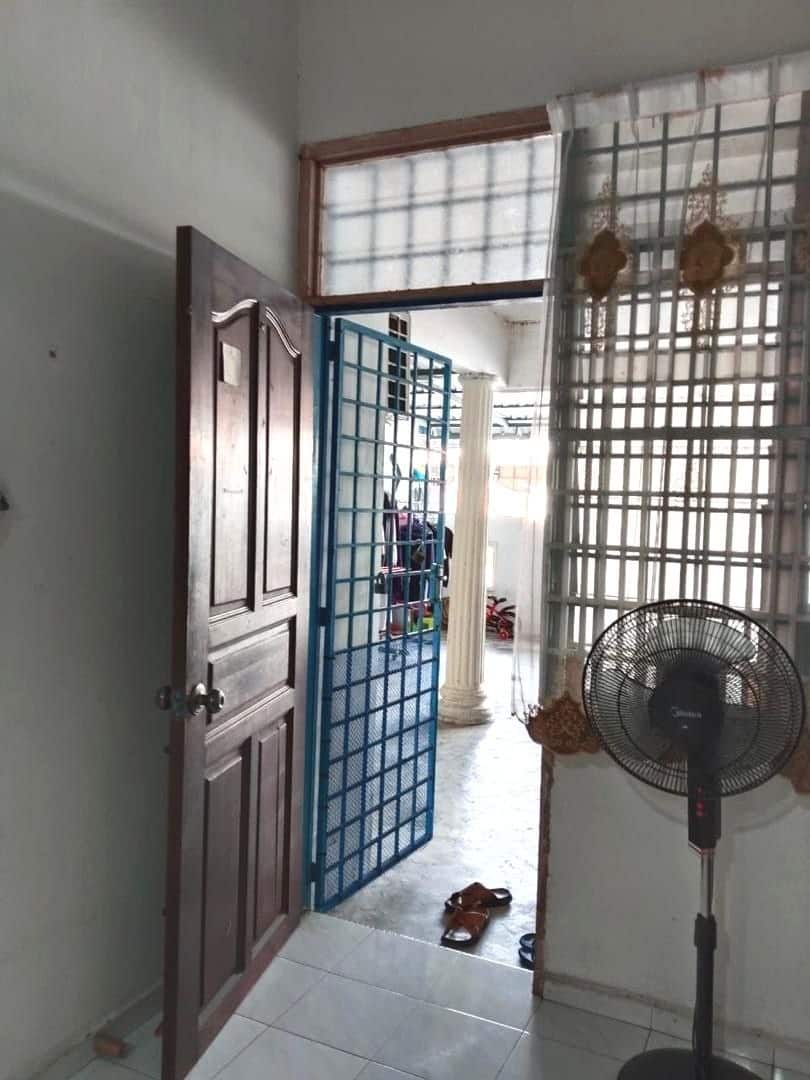 Single Storey Terrace House Taman Universiti 4