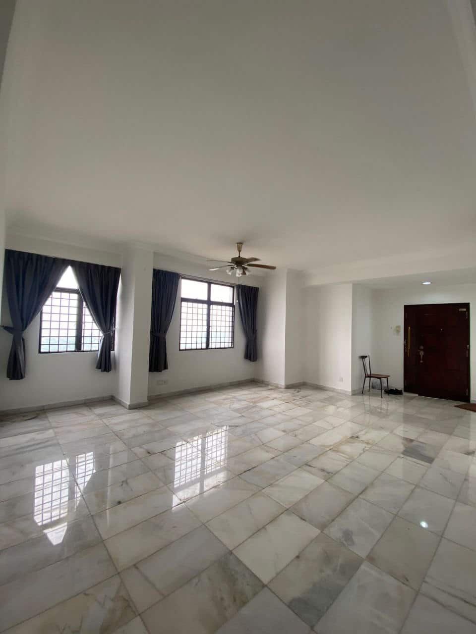 Condominium Aloha Tower 1