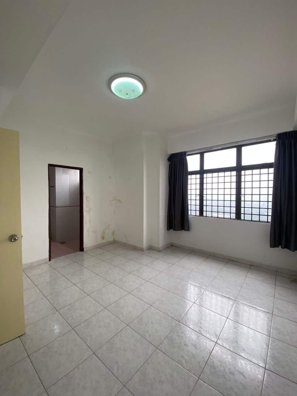 Condominium Aloha Tower 5
