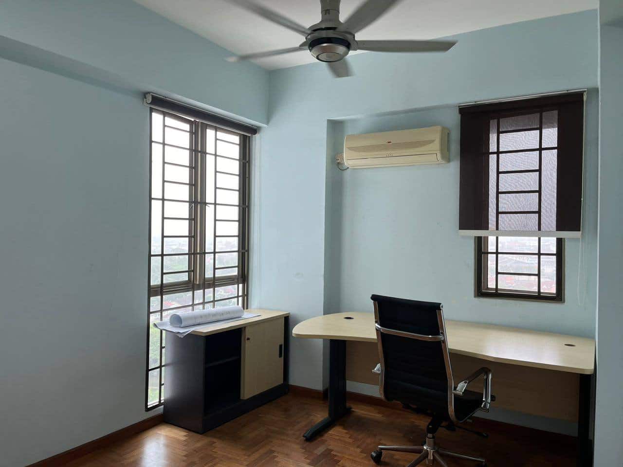 Service Apartment Molek Pine 1 @ Taman Molek 3