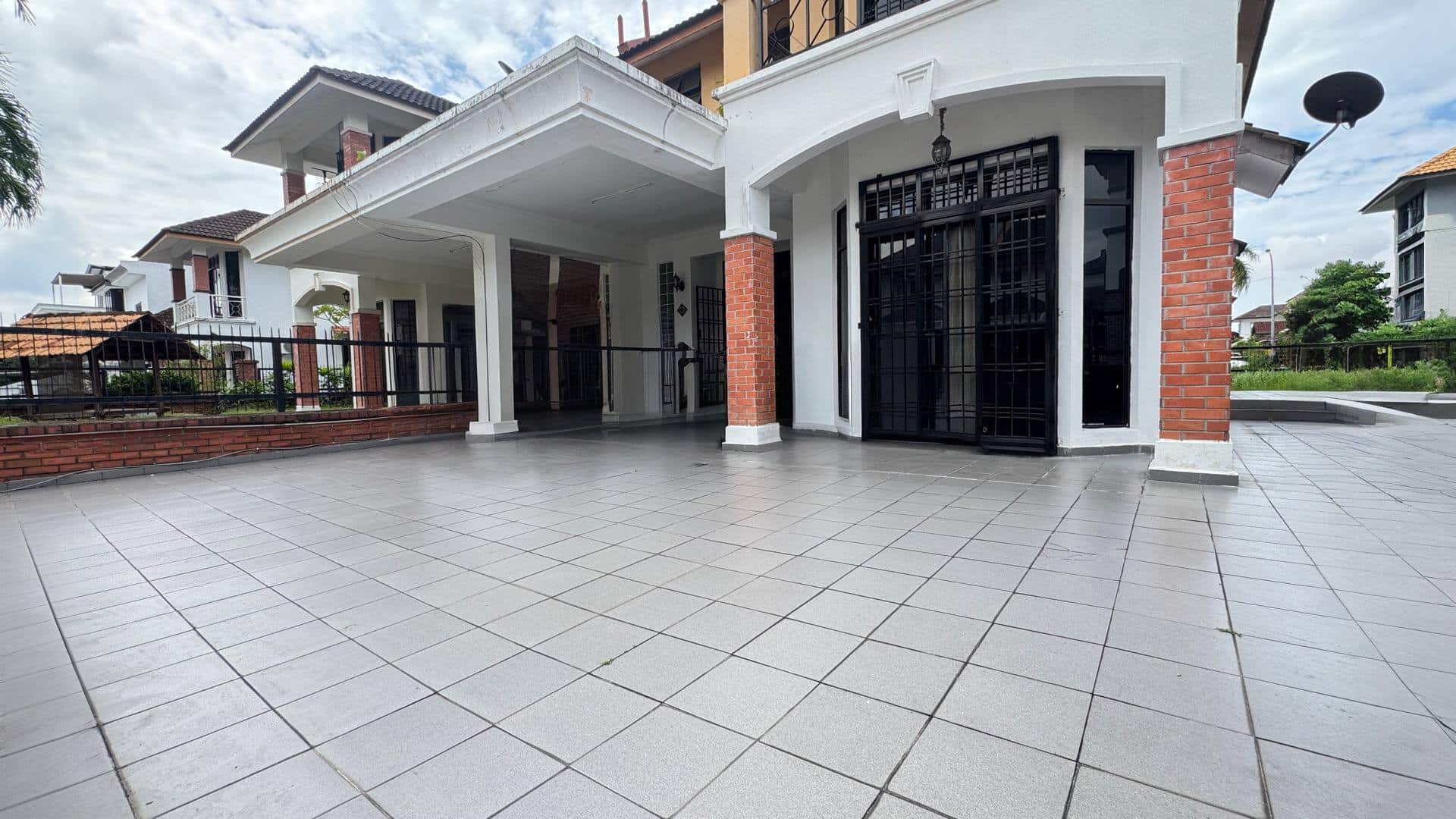 Double Storey Semi-D Taman Sutera 2
