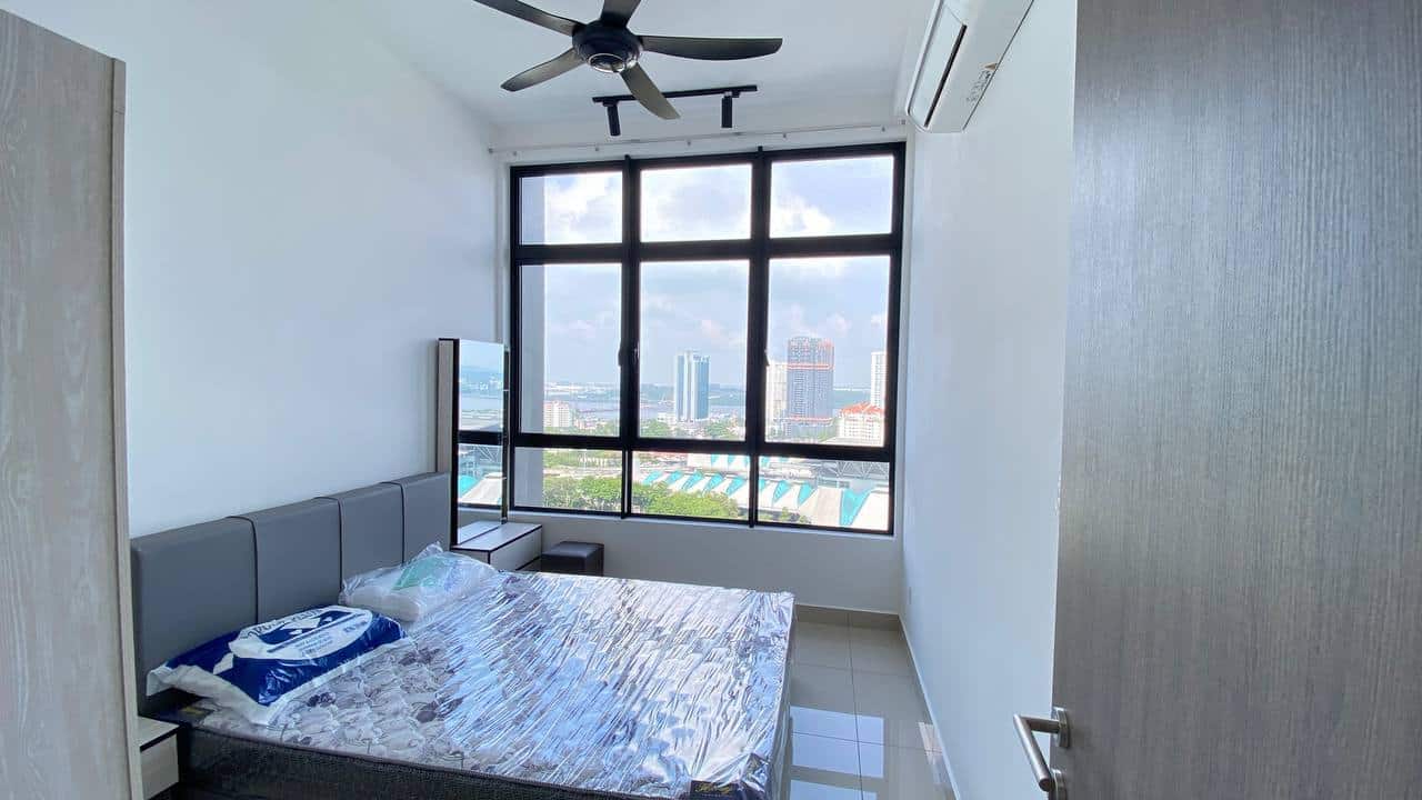 Condo JB Town 2