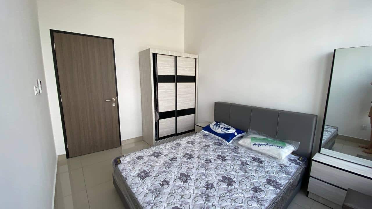 Condo JB Town 7