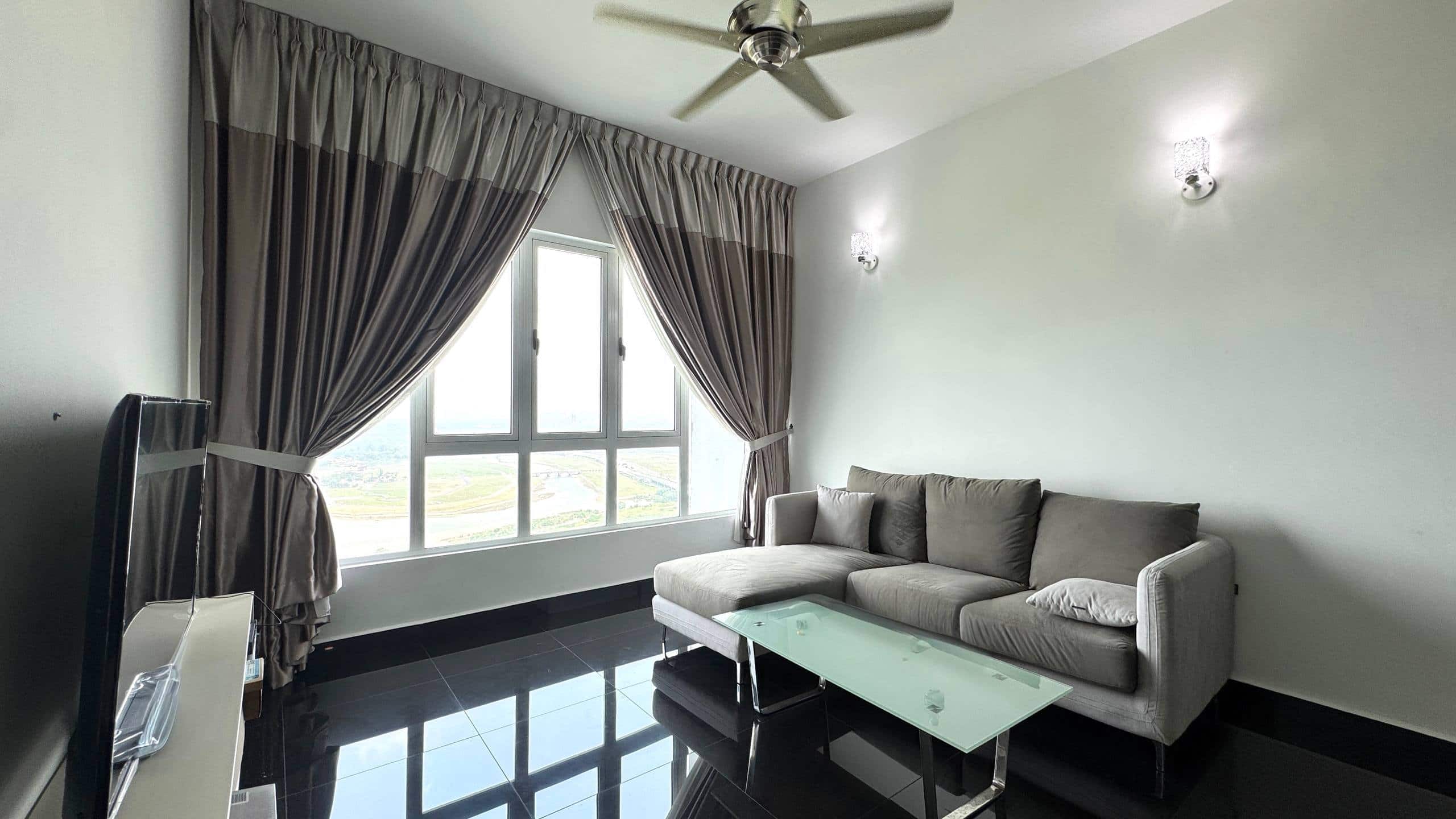 Condominium Danga Bay 2