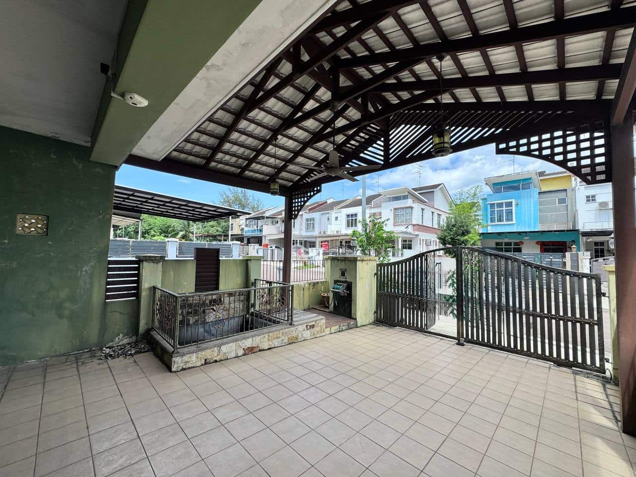 2-Storey Terrace Endlot Taman Setia Indah Precint 9 5