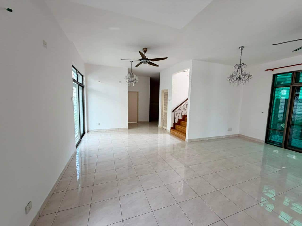 2-Storey Semi-D Austin Perdana @ Mount Austin 3