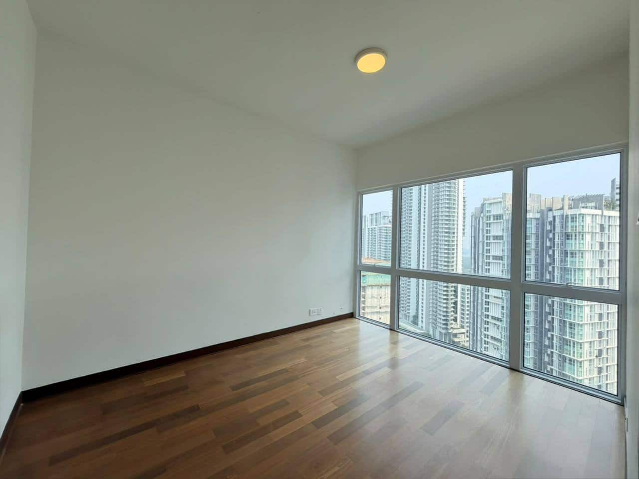 Condominium Medini 1
