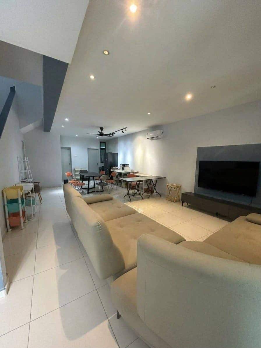 Double Storey Terrace House Danga Utama 2