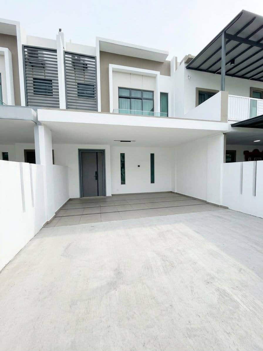 Double Storey Terrace House Danga Utama 1
