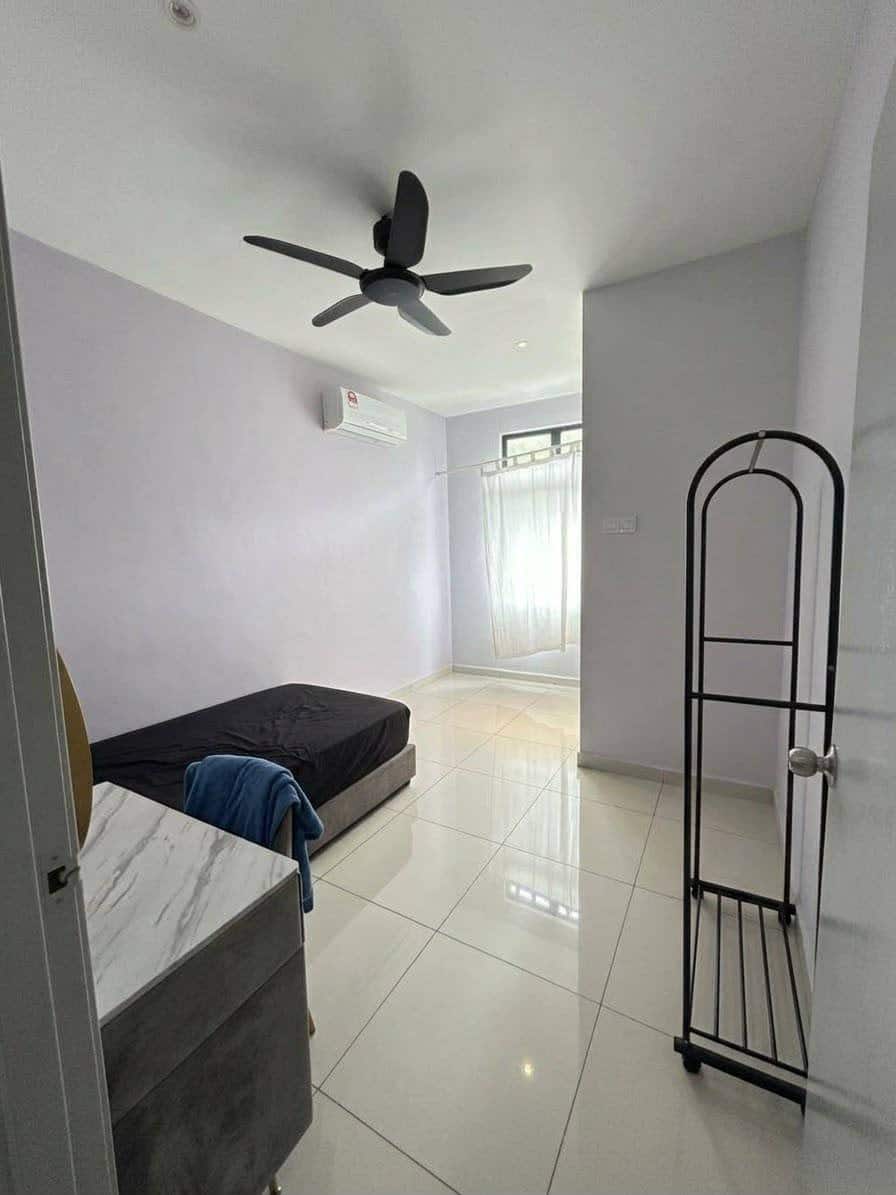 Double Storey Terrace House Danga Utama 6