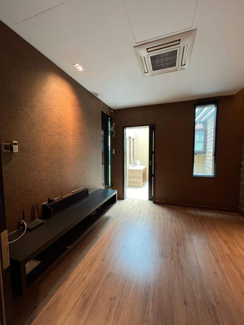Condominium JB Town 5