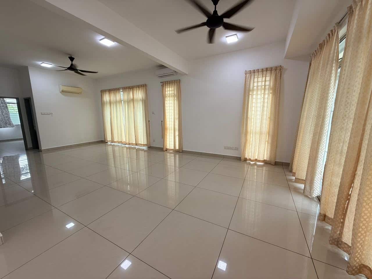 2-Storey Semi-D Nusa Idaman 1