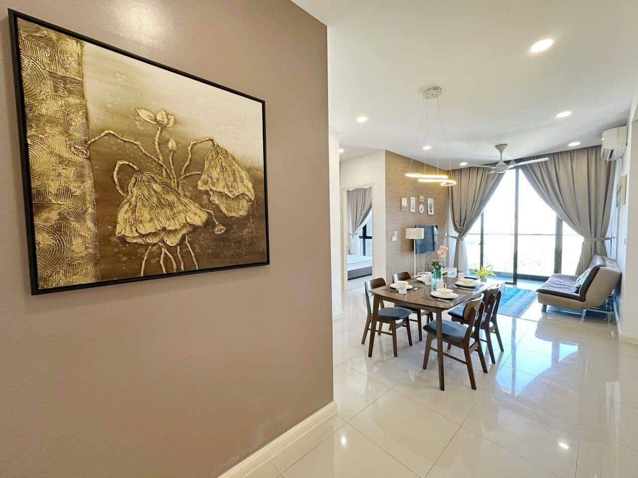 Service Apartment D'Pristine @ Medini 1