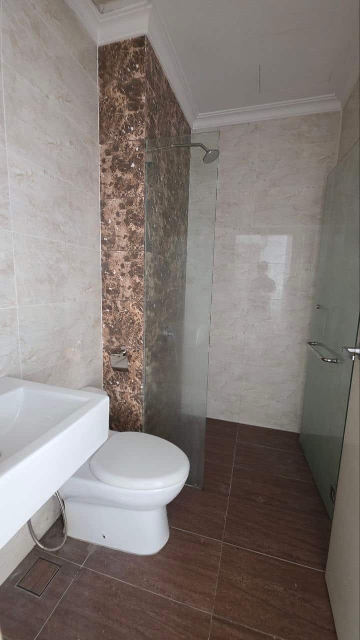 Condominium Laguna Height 9