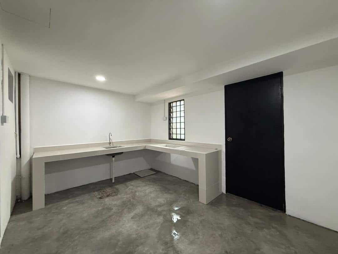 Double-Storey Low Cost House Taman Molek 5