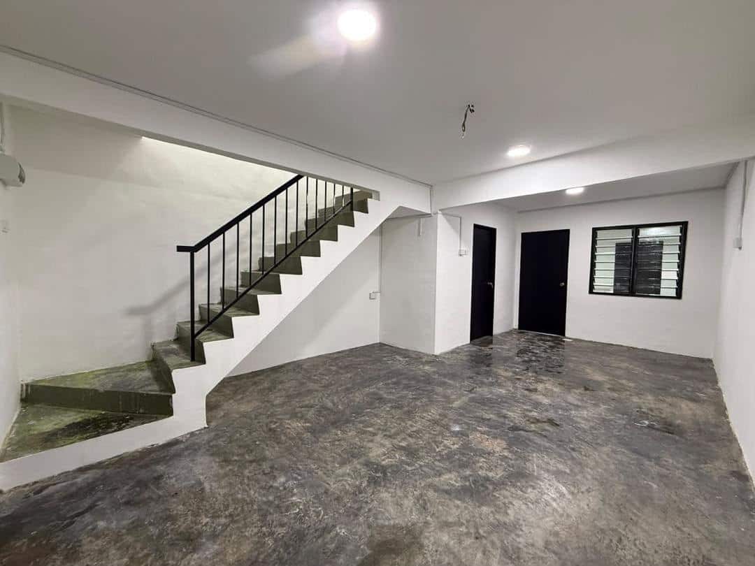 Double-Storey Low Cost House Taman Molek 2