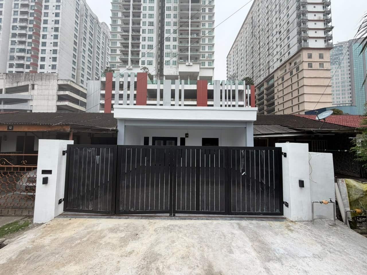 Single Storey Terrace House Taman Abad 1