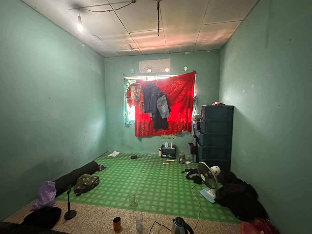 Low Cost Flat Tampoi Taman Cempaka 4