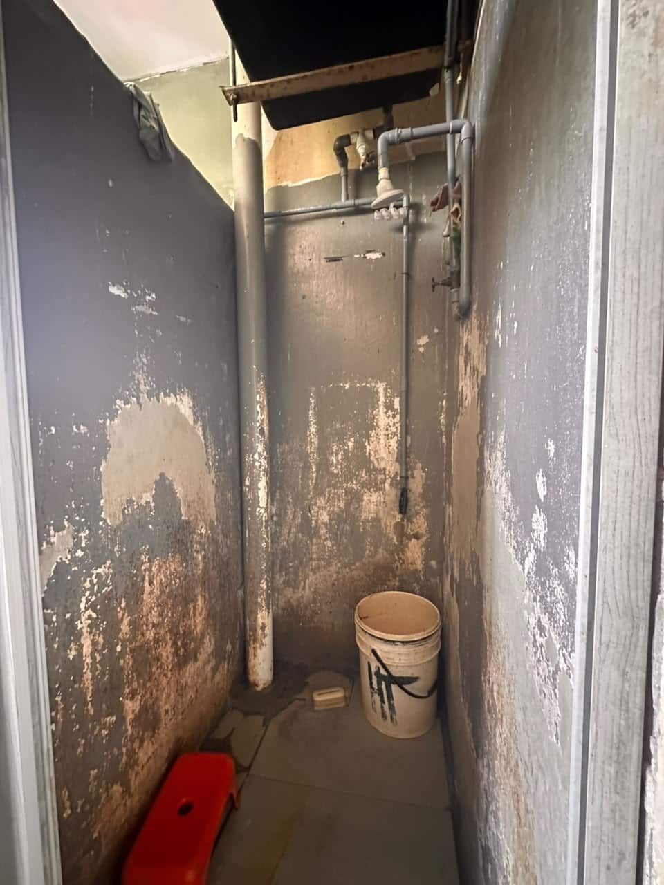 Low Cost Flat Tampoi Taman Cempaka 7