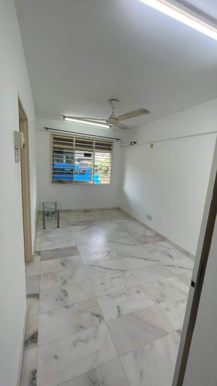 Low Cost Flat Pangsa Sri Orkid, Taman Ehsan Jaya 1