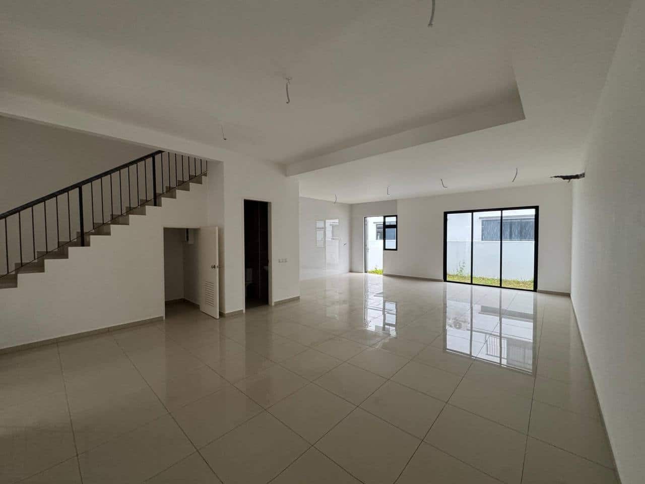2-Storey Terrace Eco Spring Peony Chara 3