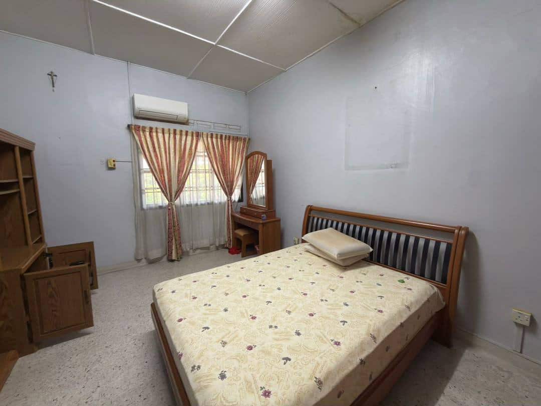 Double Storey Semi-D Taman Sentosa 5