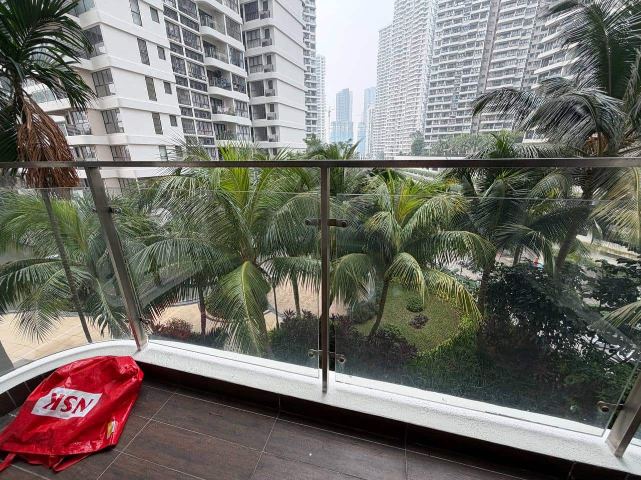 Condominium Bay Laurel Country Garden Danga Bay 5