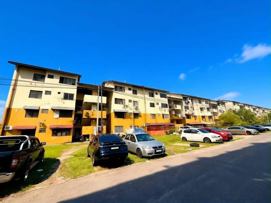 Low Cost Flat Selesa Jaya 3