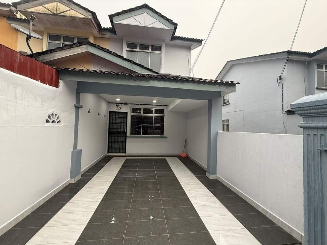 Double Storey Low Medium Cost House Taman Cahaya 1