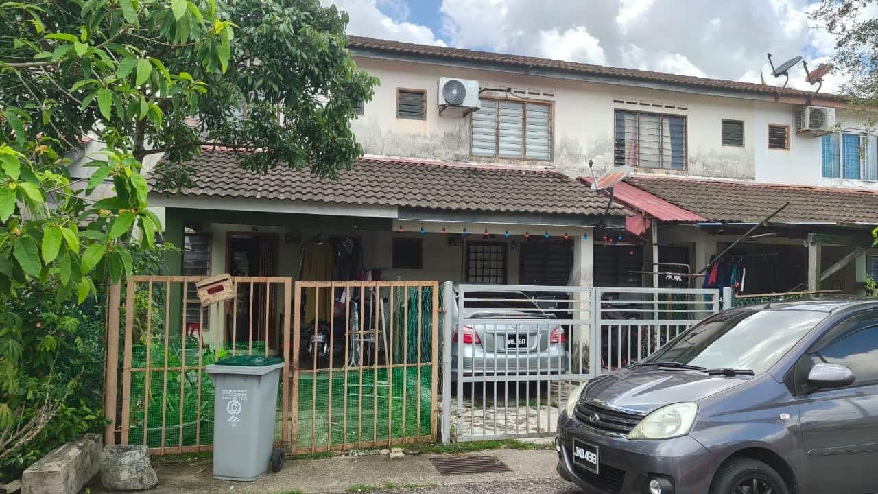 Double Storey Low Medium Cost House Taman Cahaya 11