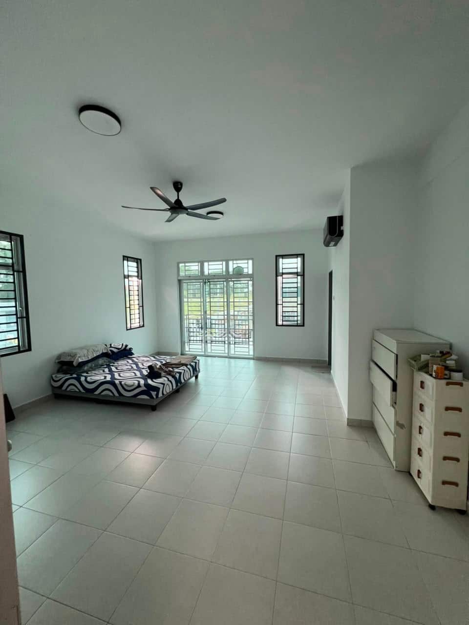 Double Storey Corner Cluster House Taman Pulai Mutiara 4