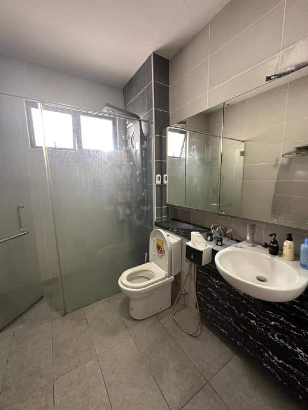 Double Storey Cluster House Glenmarie 7
