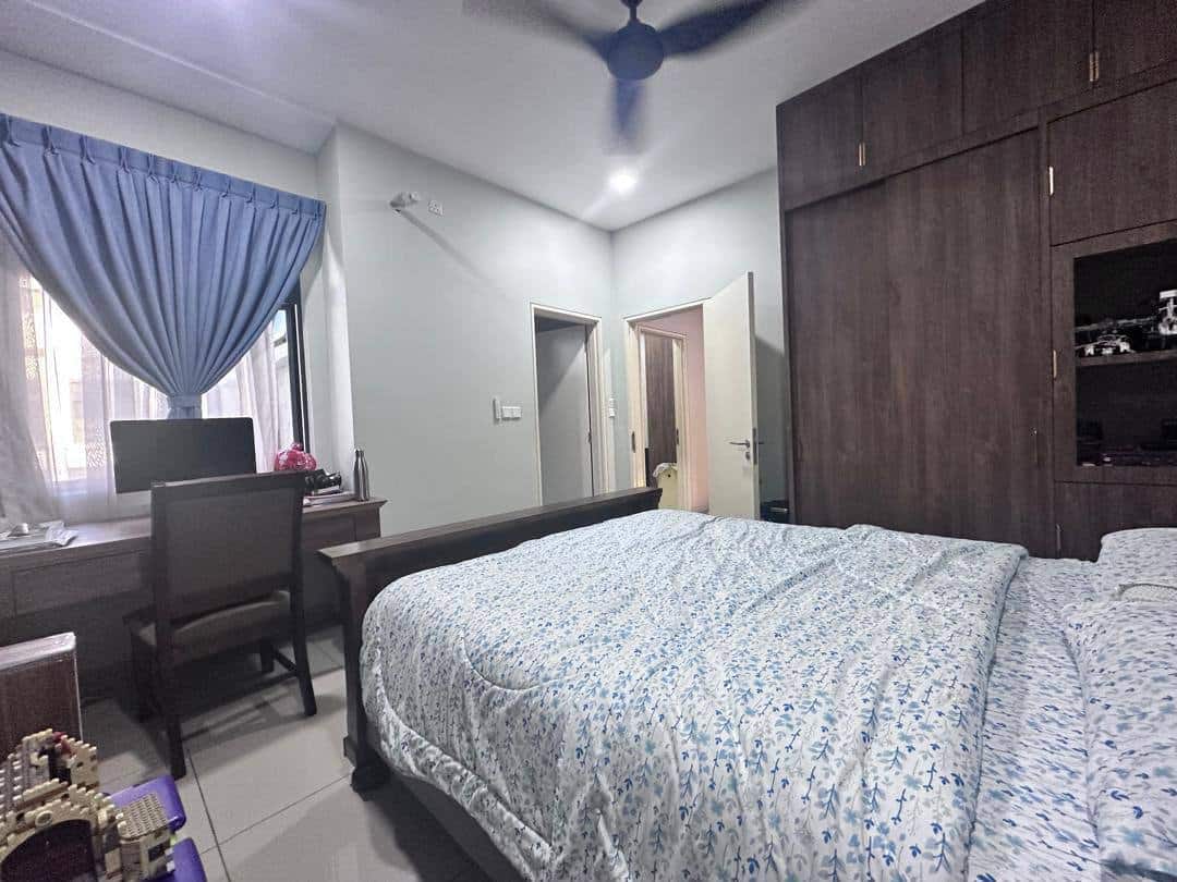 Double Storey Cluster House Glenmarie Johor 4