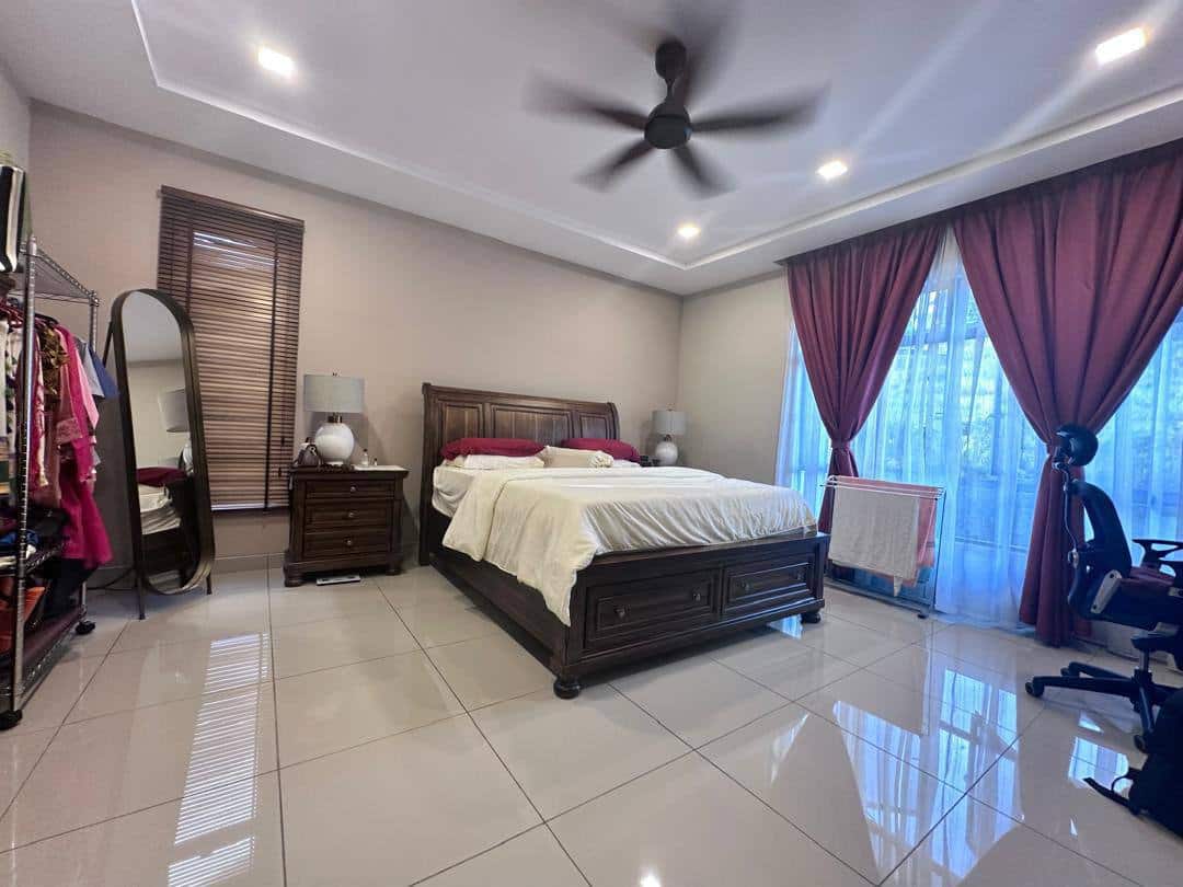 Double Storey Cluster House Glenmarie Johor 2
