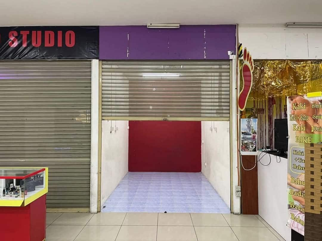 Shop Lot Taman Pulai Utama 1