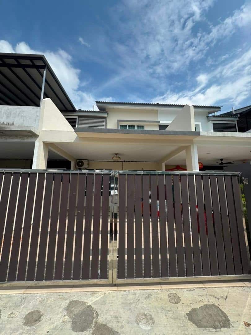 2-Storey Terrace House Bandar Layangkasa 1