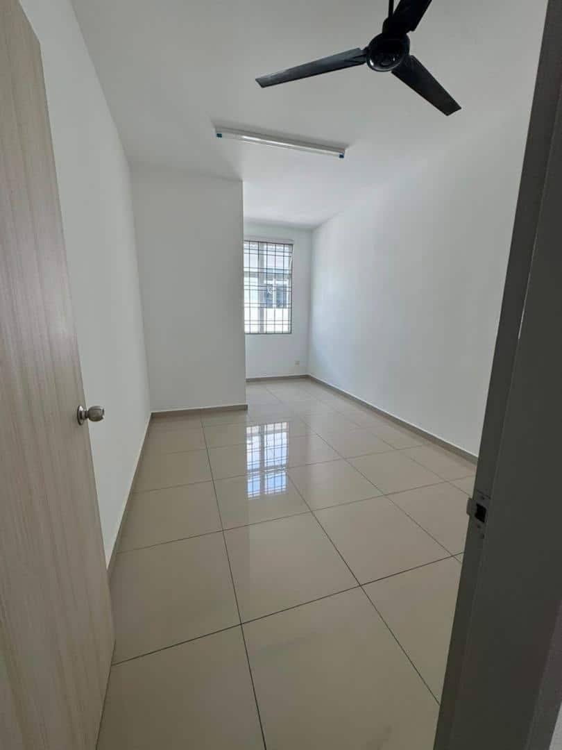 2-Storey Terrace House Bandar Layangkasa 4