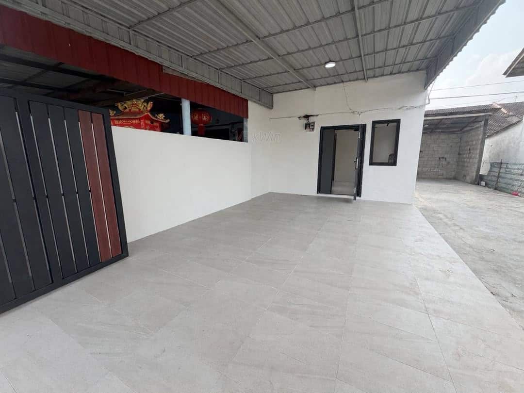 Double Storey Low Cost House Taman Gunung Pulai 2