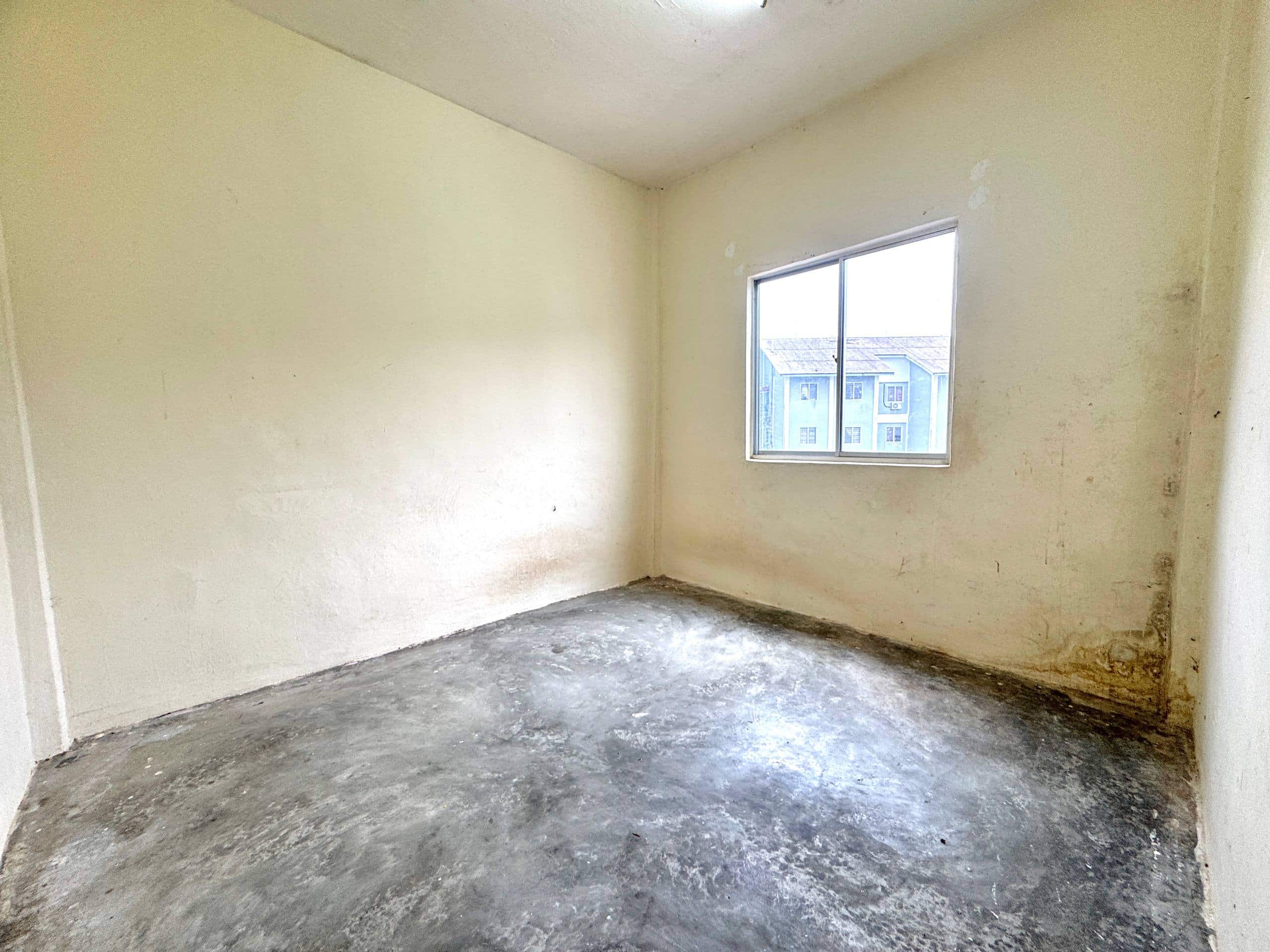 Low Cost Flat Taman Melawati 4