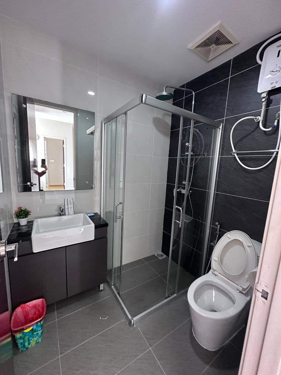 Condo Country Garden Danga Bay 8