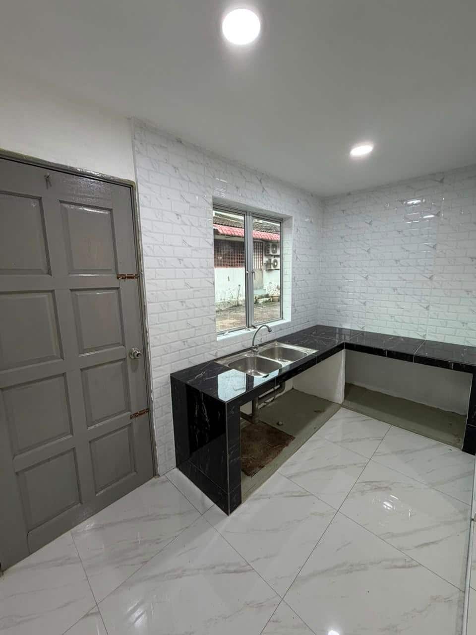 Single Storey Terrace House Taman Manis 5