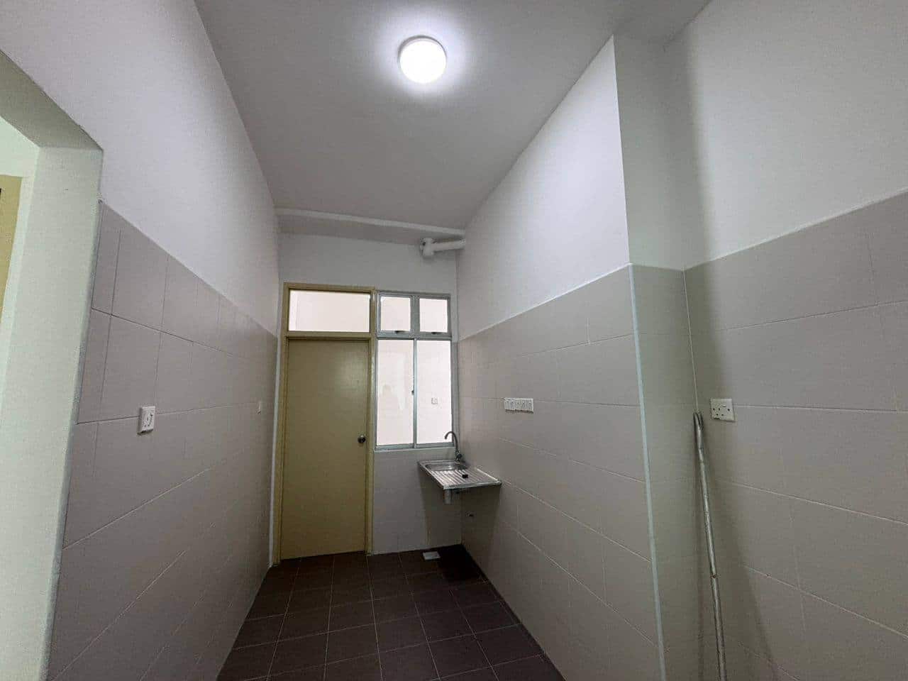 Apartment Seri Molek Perdana 9