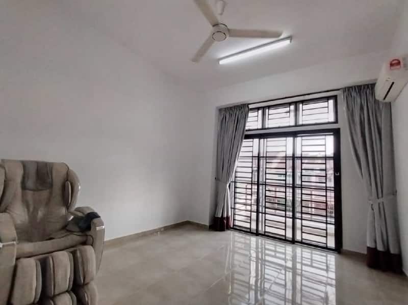 Double Storey Terrace House Nusa Sentral 4