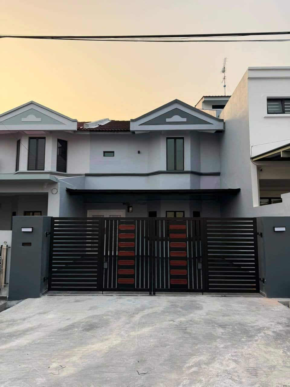 Double Storey Terrace Taman Timur 1