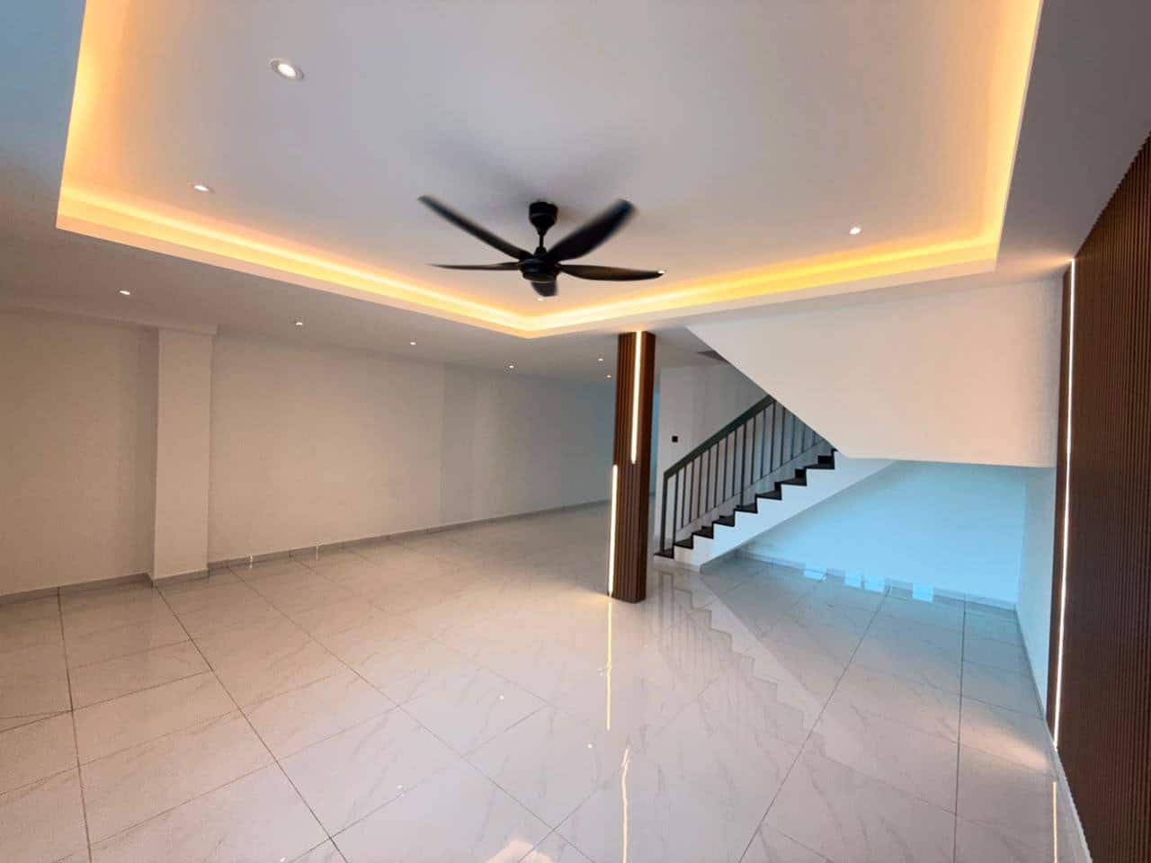 Double Storey Terrace Taman Timur 4
