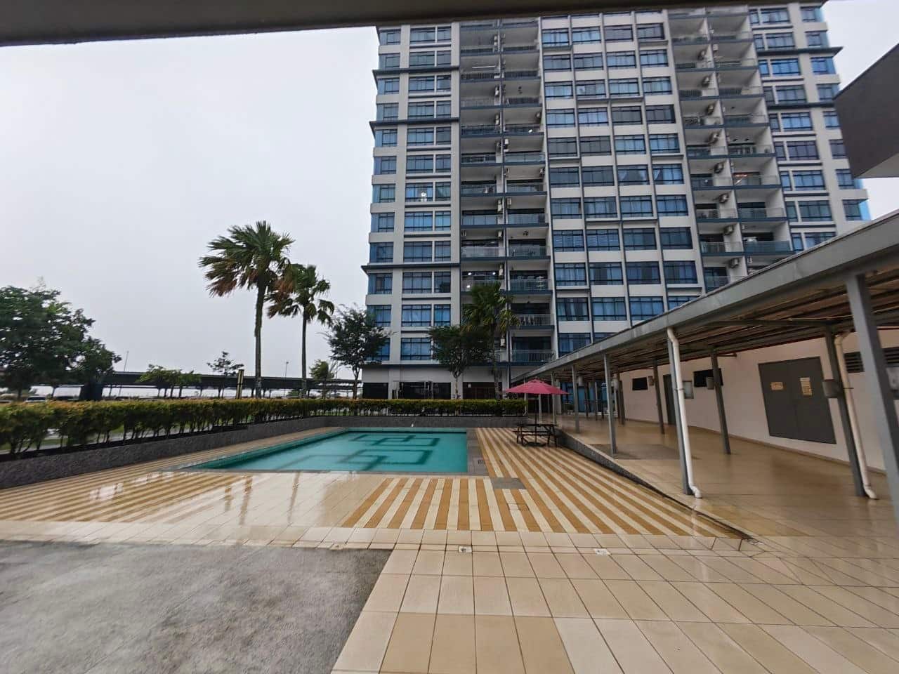 Service Apartment Seri Austin Residence 5