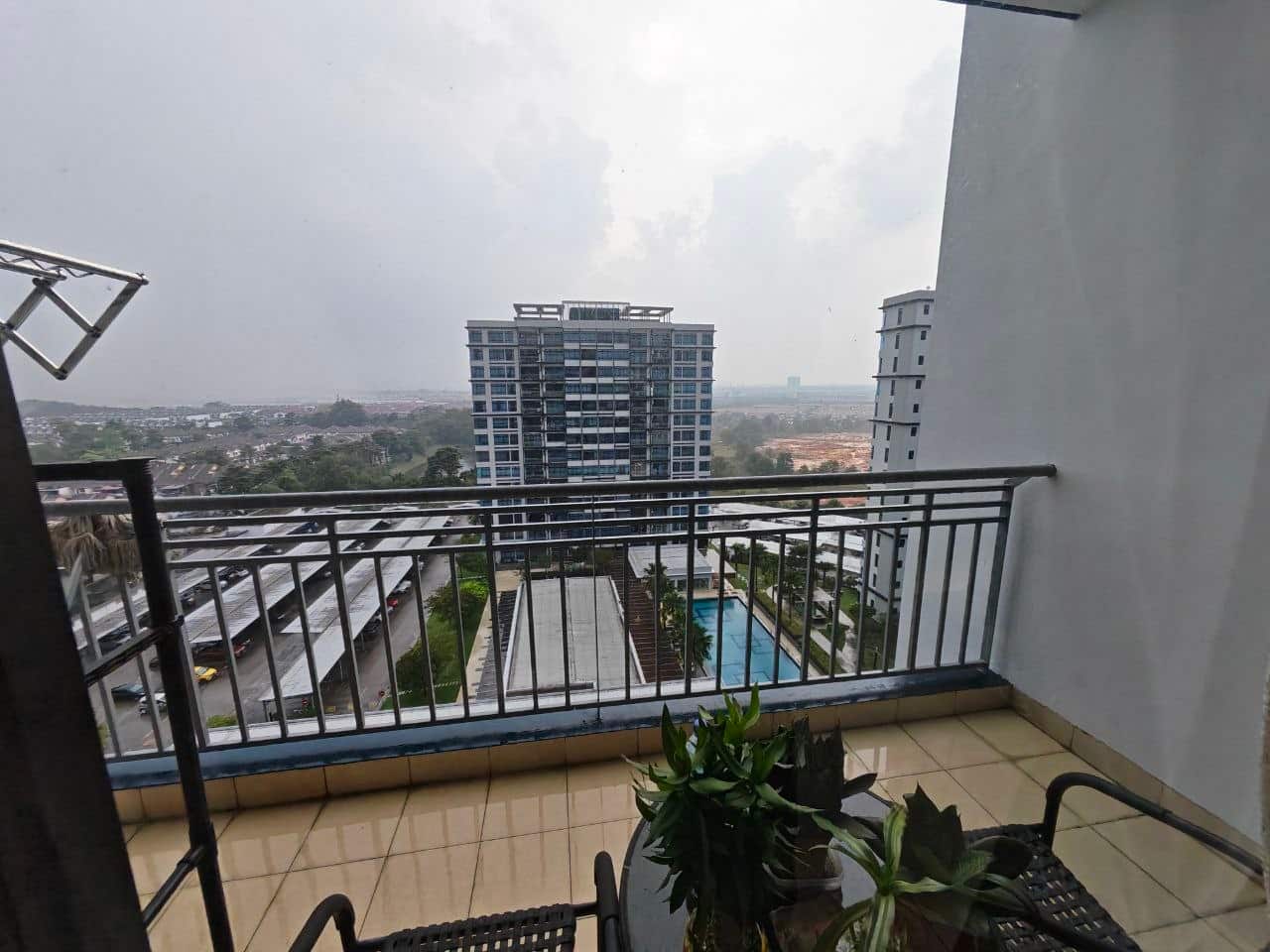 Service Apartment Seri Austin Residence 8